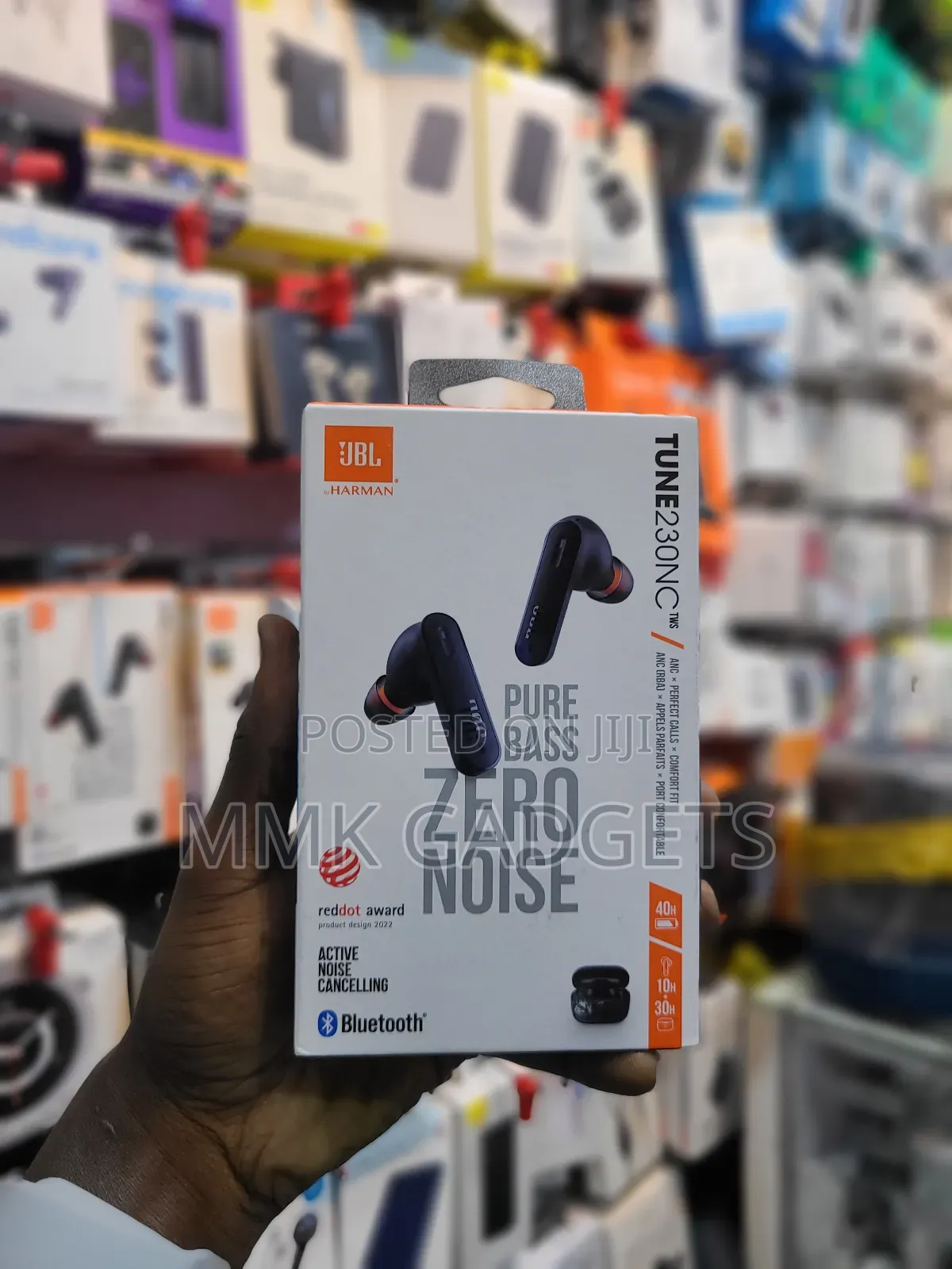 JBL Tune 230nc