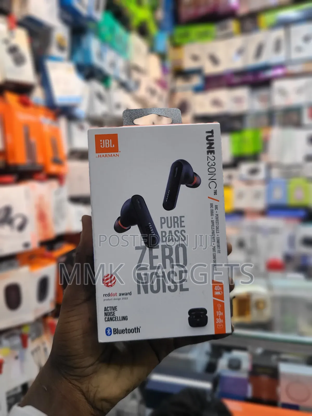 JBL Tune 230nc