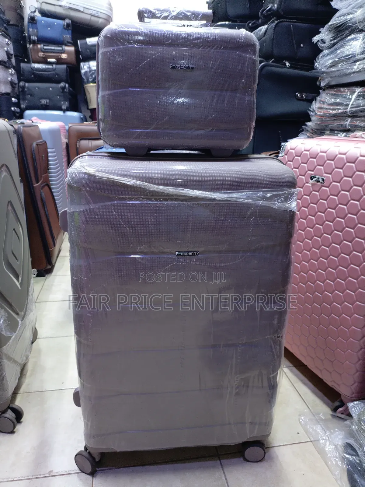 Plastic Suitcases in 2PCS, Medium Size and Smallest Size