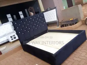 5by6 Black Fabric Bed