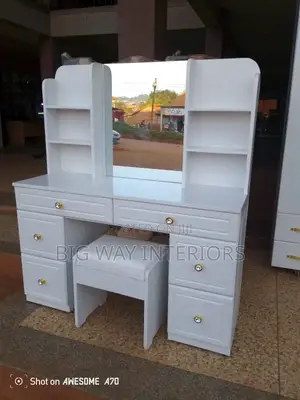 White Dressing Mirror With Stool