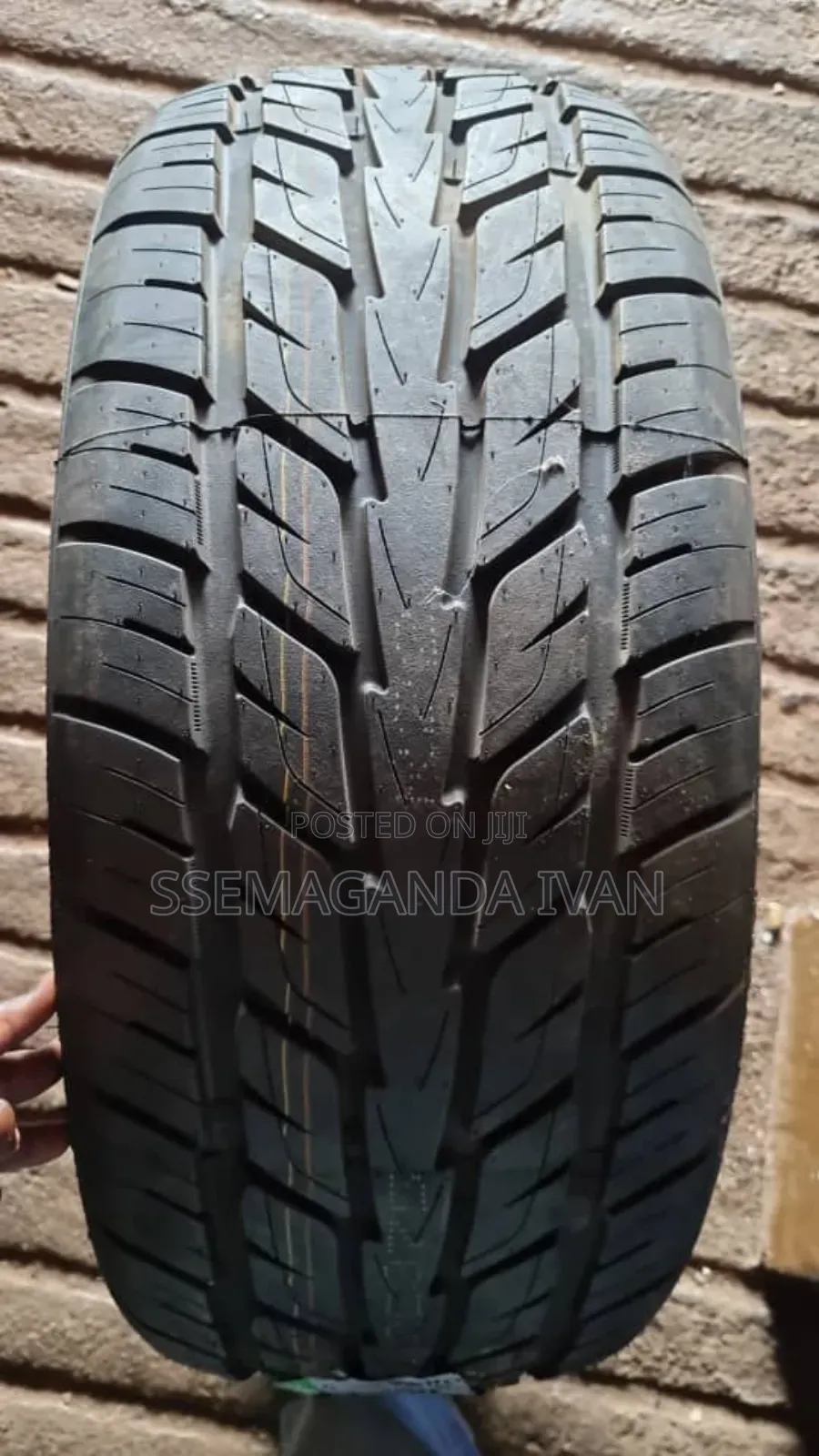 275/40r22 Sport Tyres