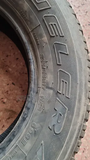 265/65r17 Bridgeston Foreign Used