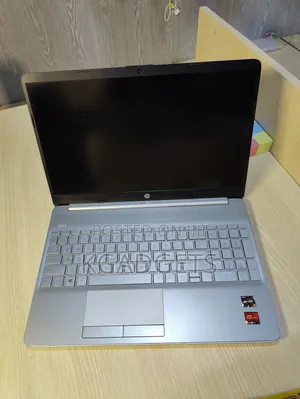 Laptop HP 15-Dw1197nia 8GB AMD Ryzen HDD+SSD 500GB
