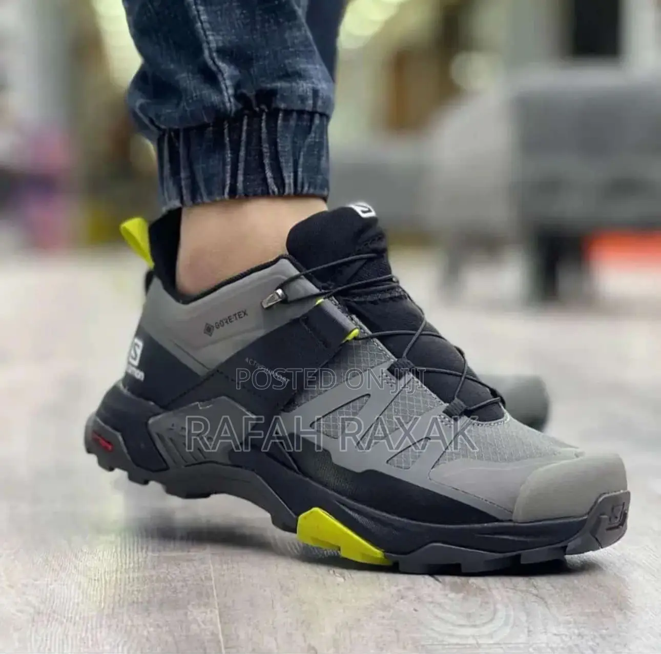Original Salomon Ultra 4 Gore-Tex Hiking Sneakers