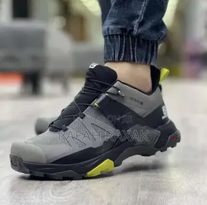 Original Salomon Ultra 4 Gore-Tex Hiking Sneakers