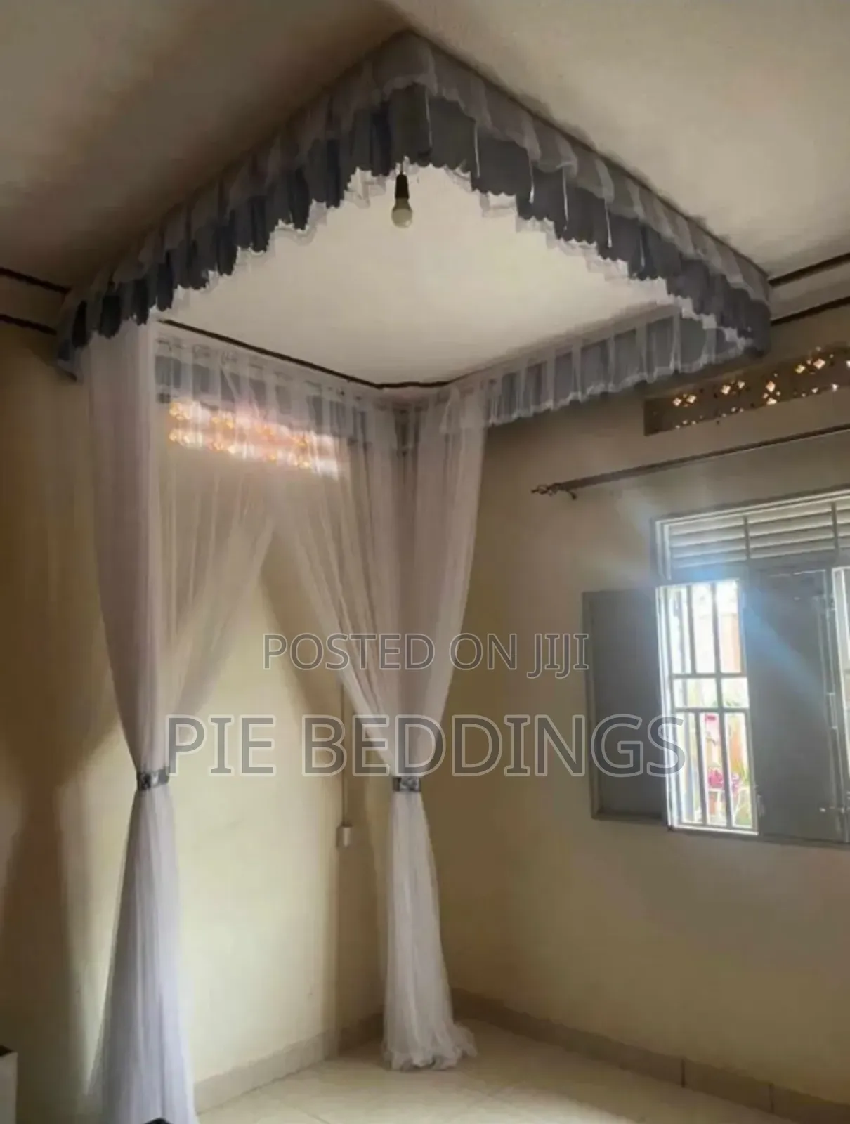 New Elegant Ceiling Mosquito Net