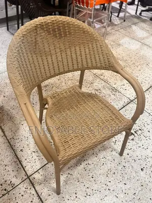 Dining/Restaurant Chairs Armrest Plastic
