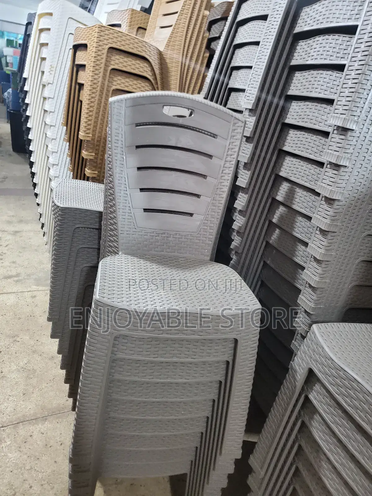 Plastic Chairs Plastic Chairs(Gray)