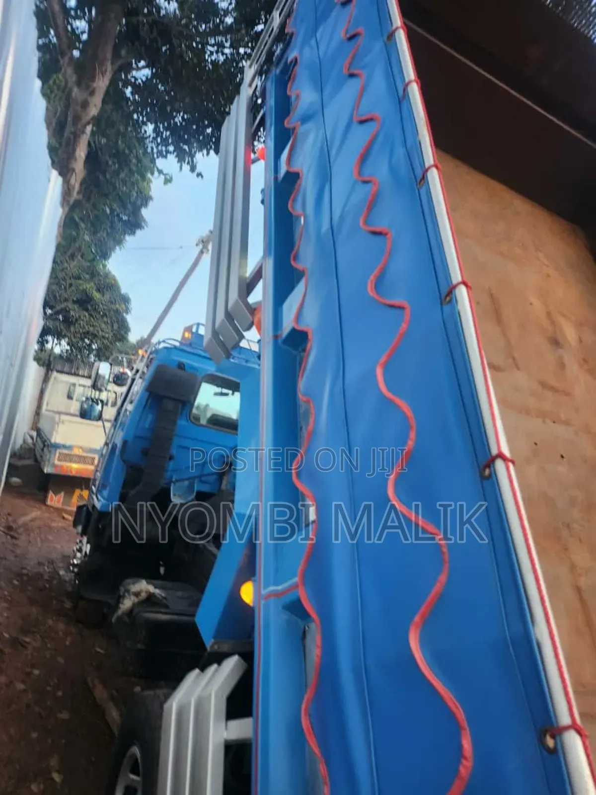 Blue Truck Isuzu Forward