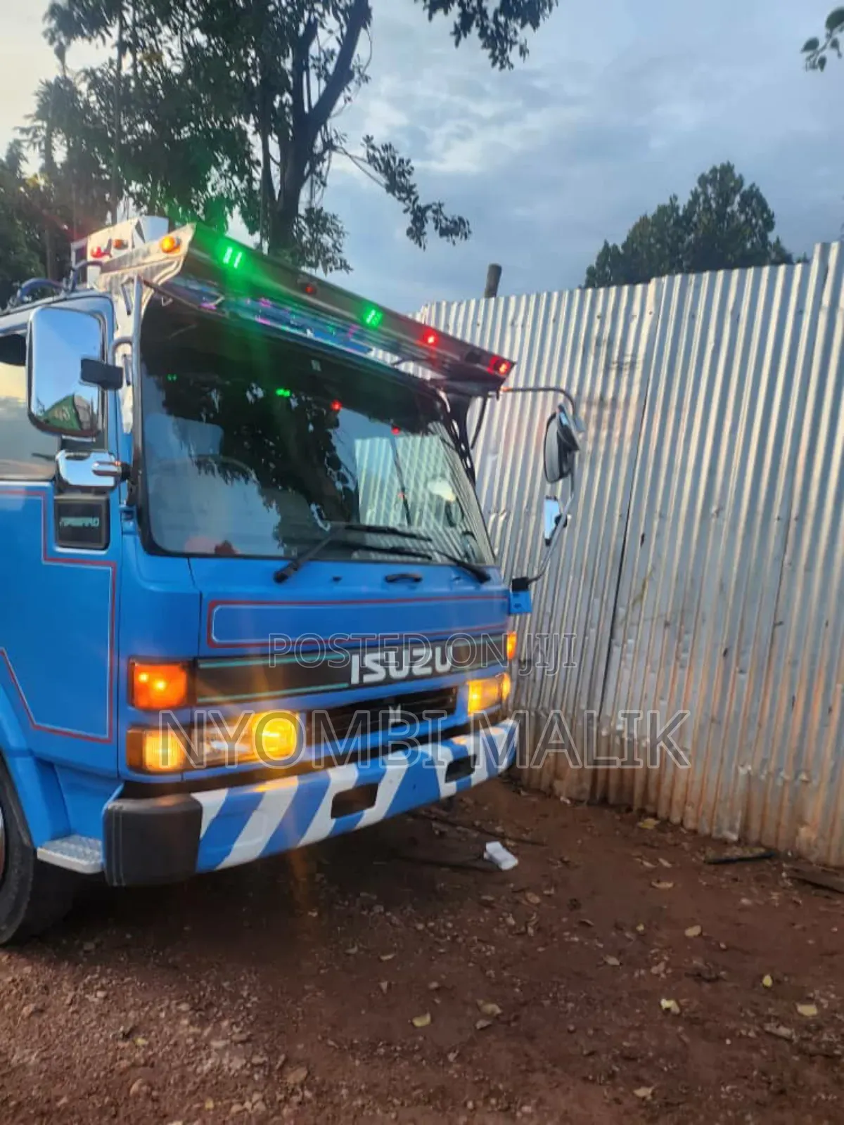 Blue Truck Isuzu Forward