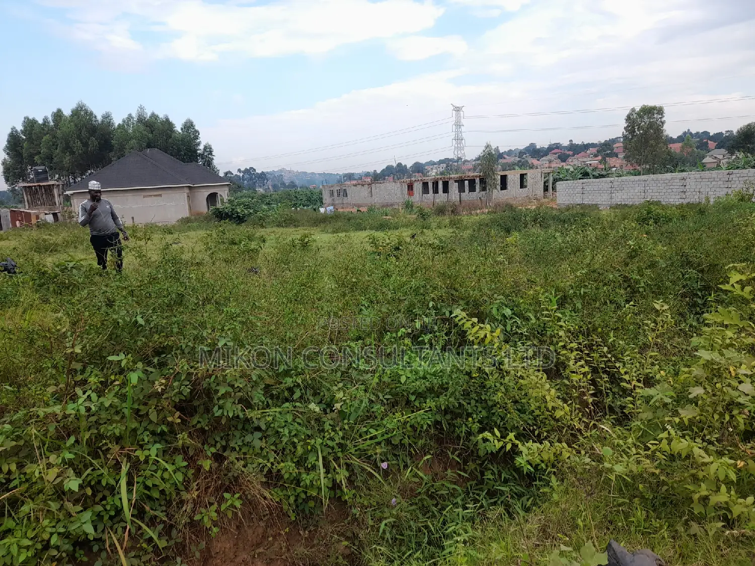 Commercial 100 by 60 FTS Plot on Sale in Kawempe Tula