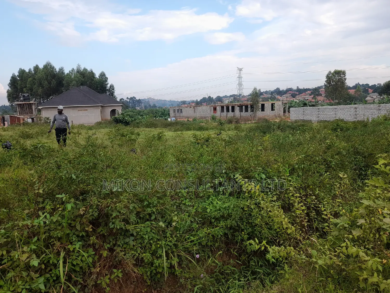 Commercial 100 by 60 FTS Plot on Sale in Kawempe Tula