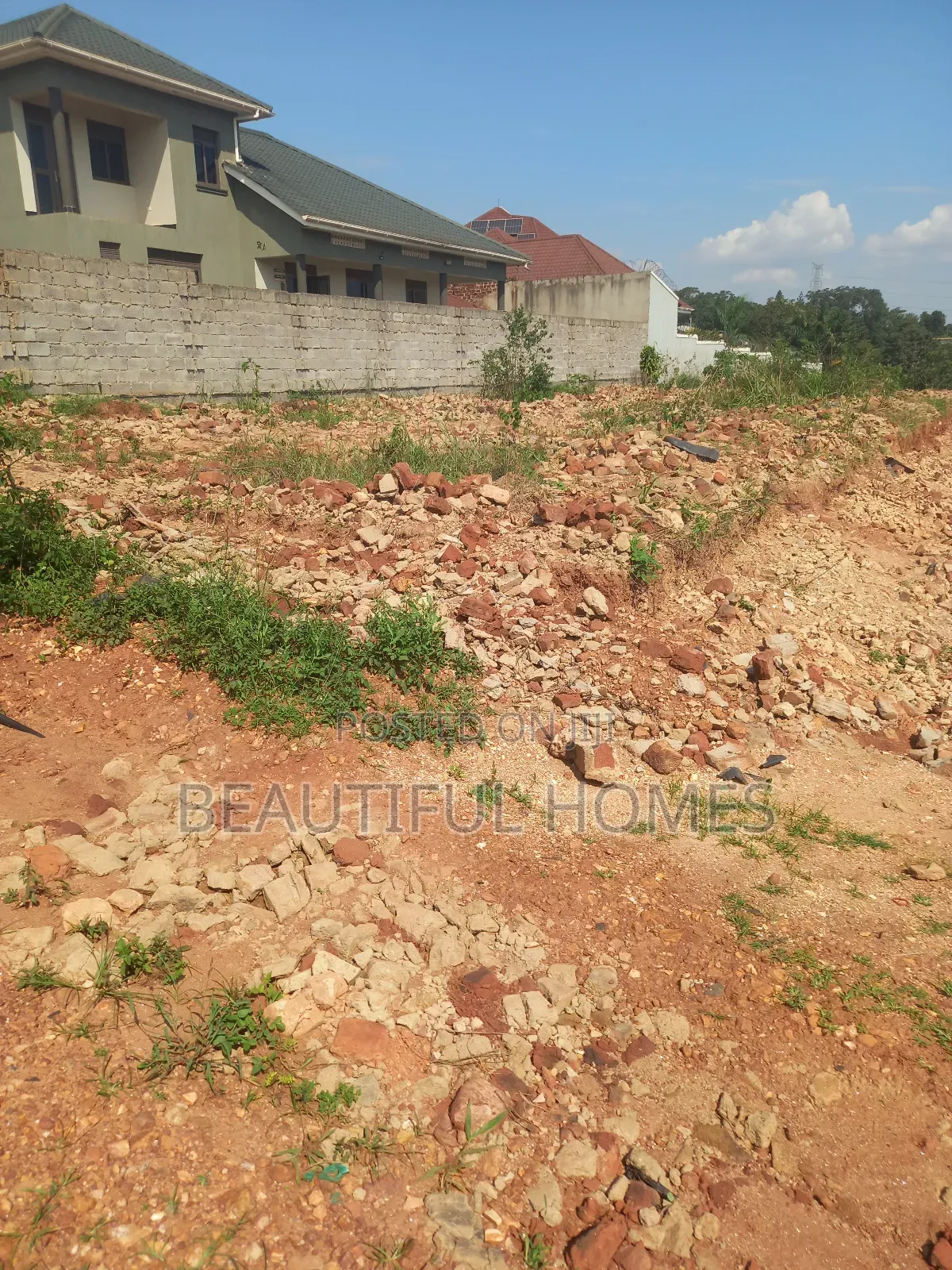 Nabusugwe Plot on Sell