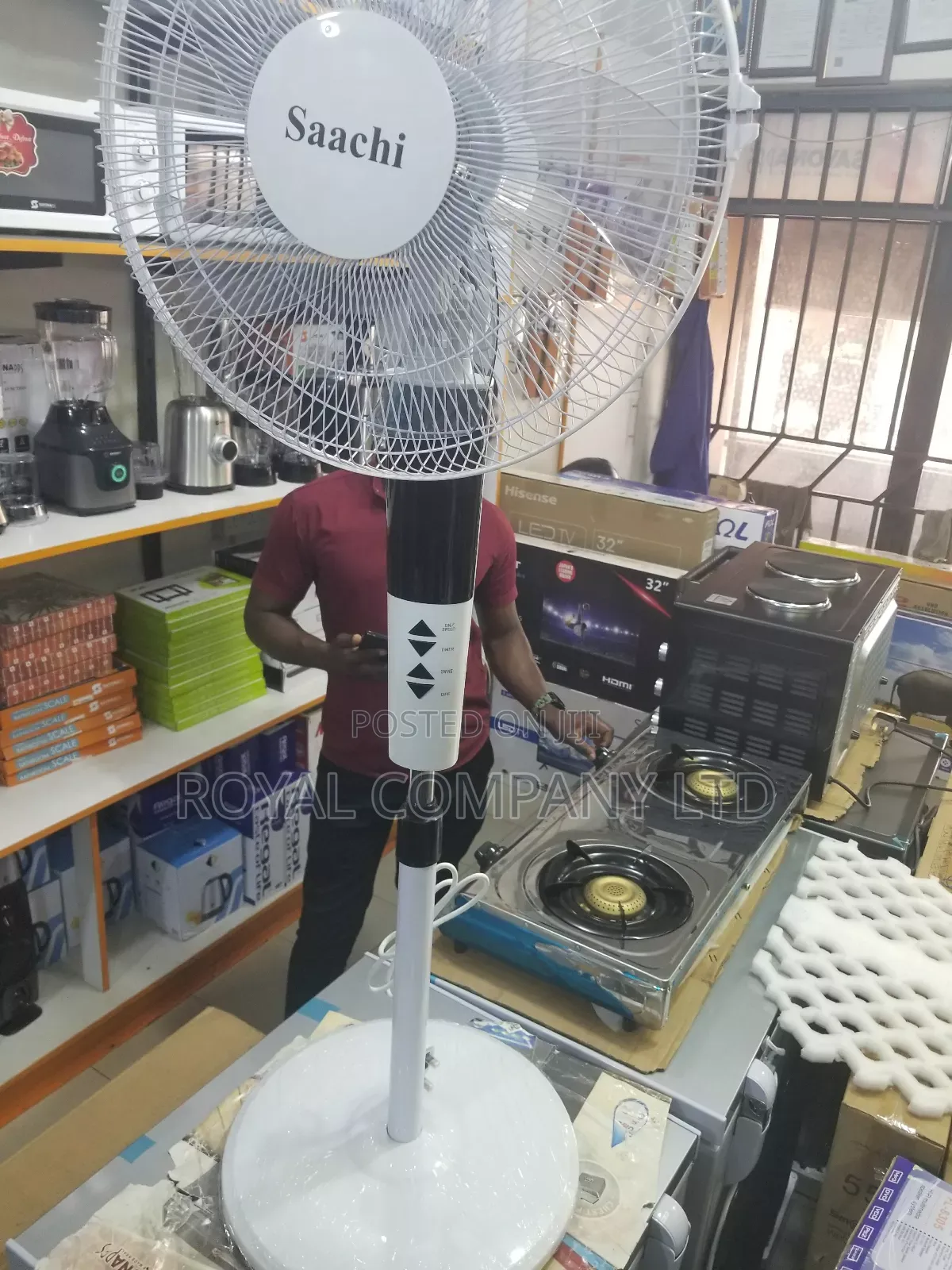Saachi Stand Fan 16 Inch With a Remote