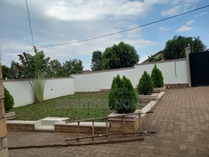 Furnished 4bdrm House in Kira for sale