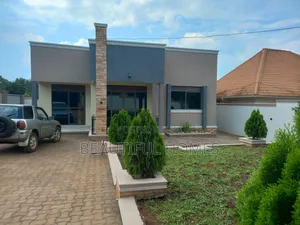 Furnished 4bdrm House in Kira for sale