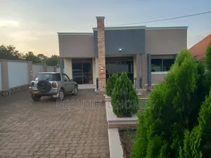 Furnished 4bdrm House in Kira for sale