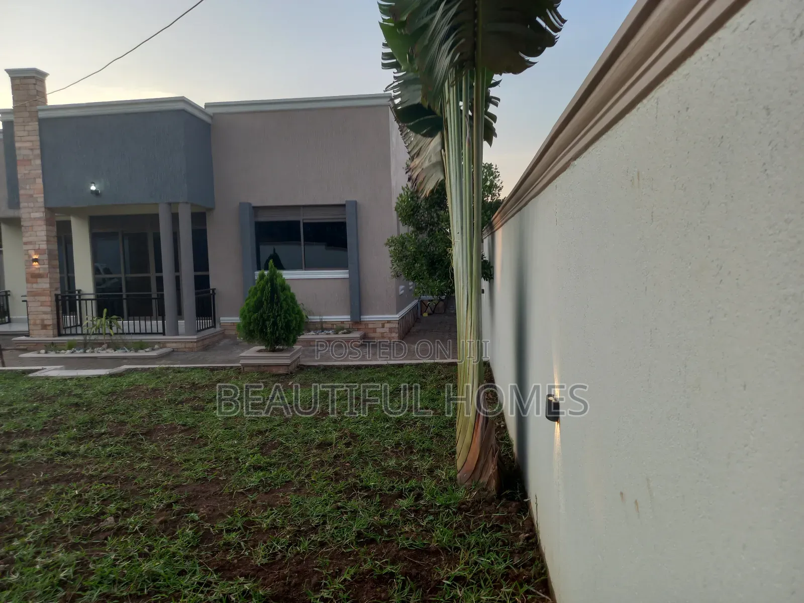 Furnished 4bdrm House in Kira for sale