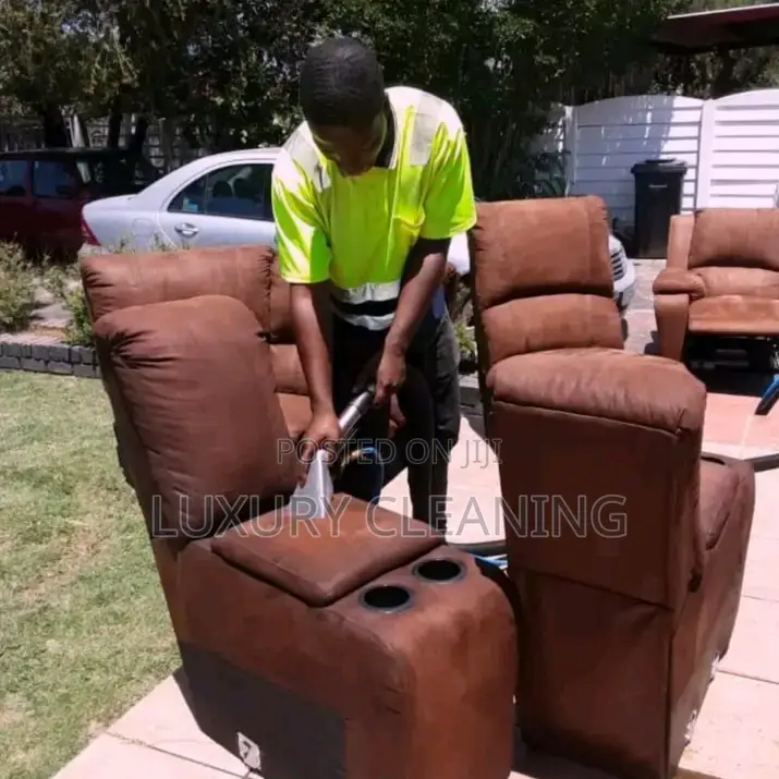 Sofa Set Cleaning