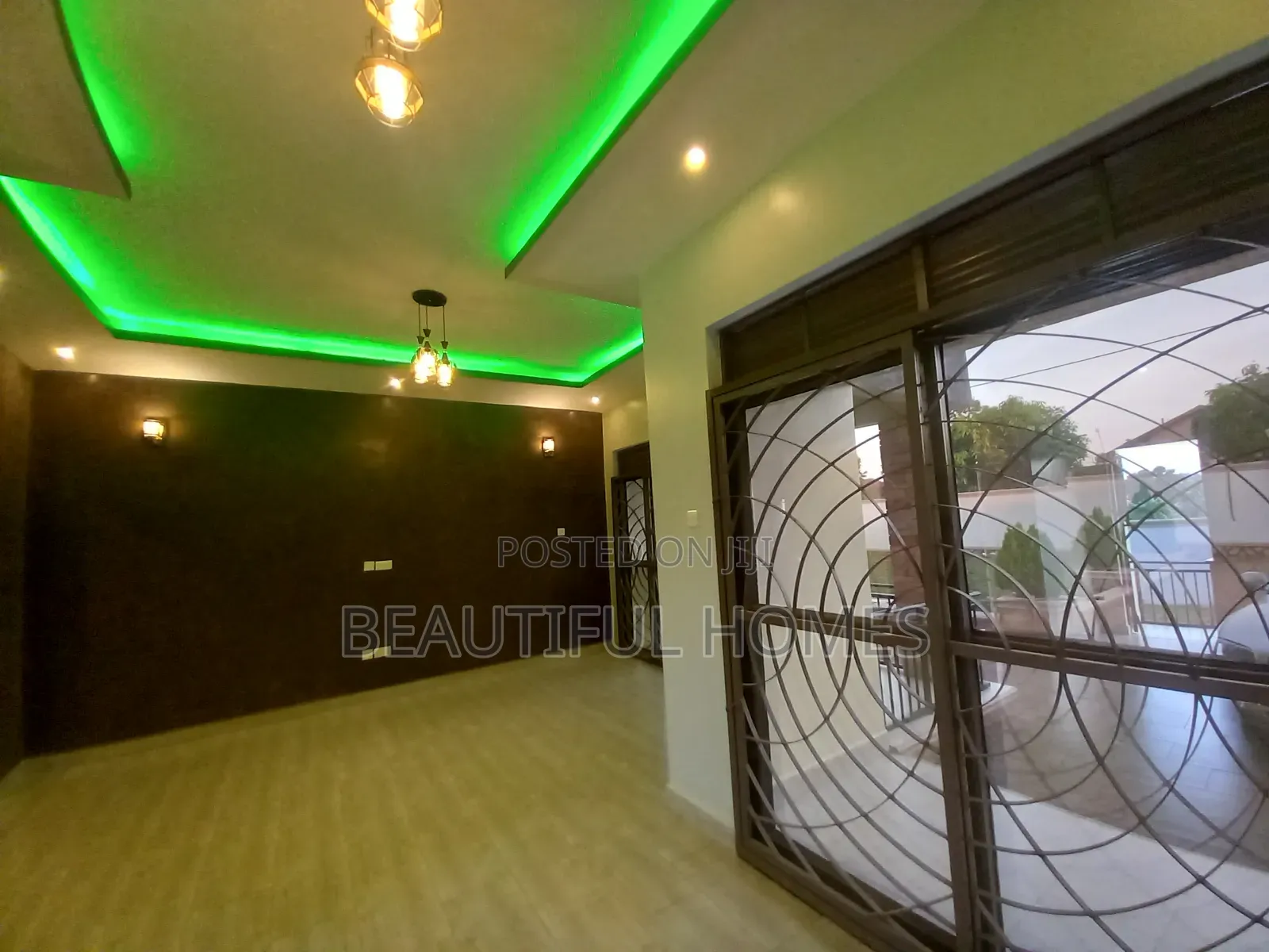 Furnished 4bdrm House in Kira for sale
