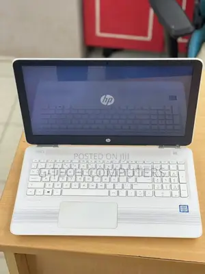 New Laptop HP Pavilion 10 8GB Intel Core I7 HDD 1T