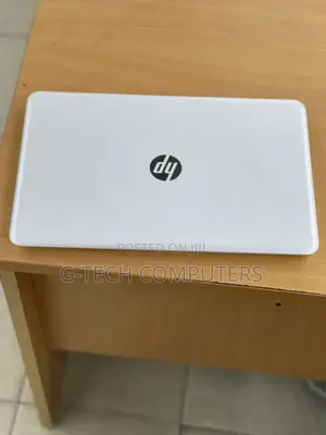 New Laptop HP Pavilion 10 8GB Intel Core I7 HDD 1T