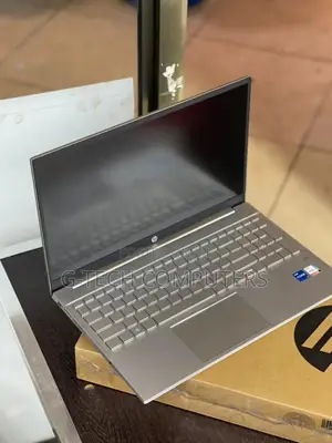 New Laptop HP Envy 15 16GB Intel Core I5 SSD 512GB