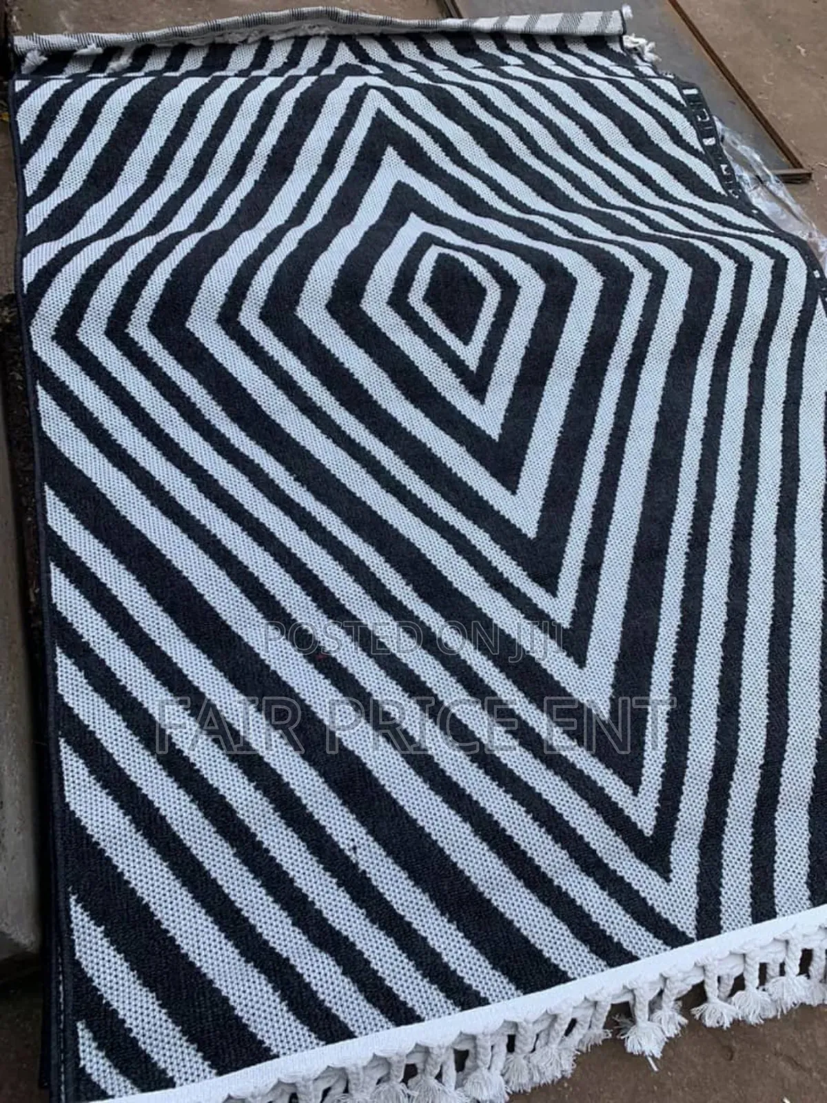 Original Center Carpets. 2x3metres.( White, Black)