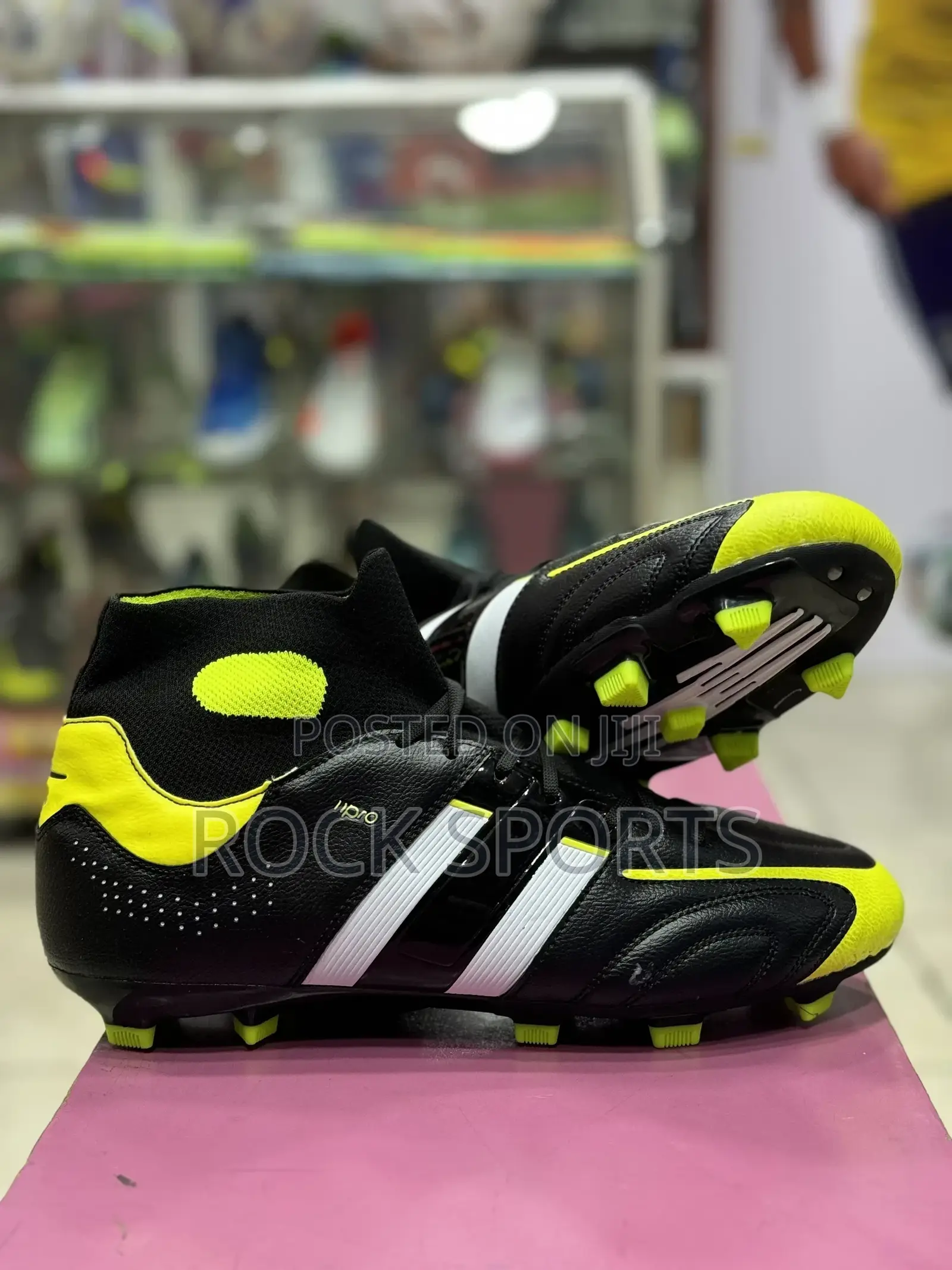 Long Neck Football Shoes