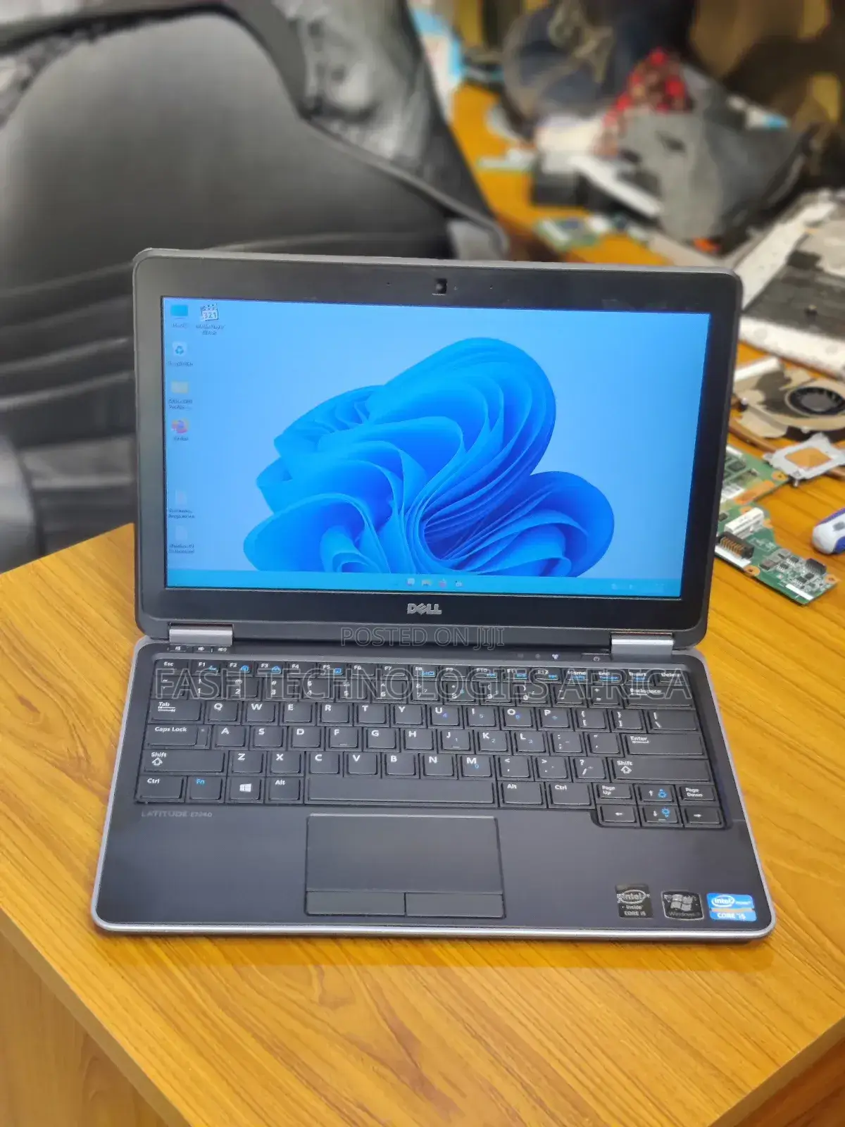 New Laptop Dell Latitude E7240 8GB Intel Core I5 SSD 128GB
