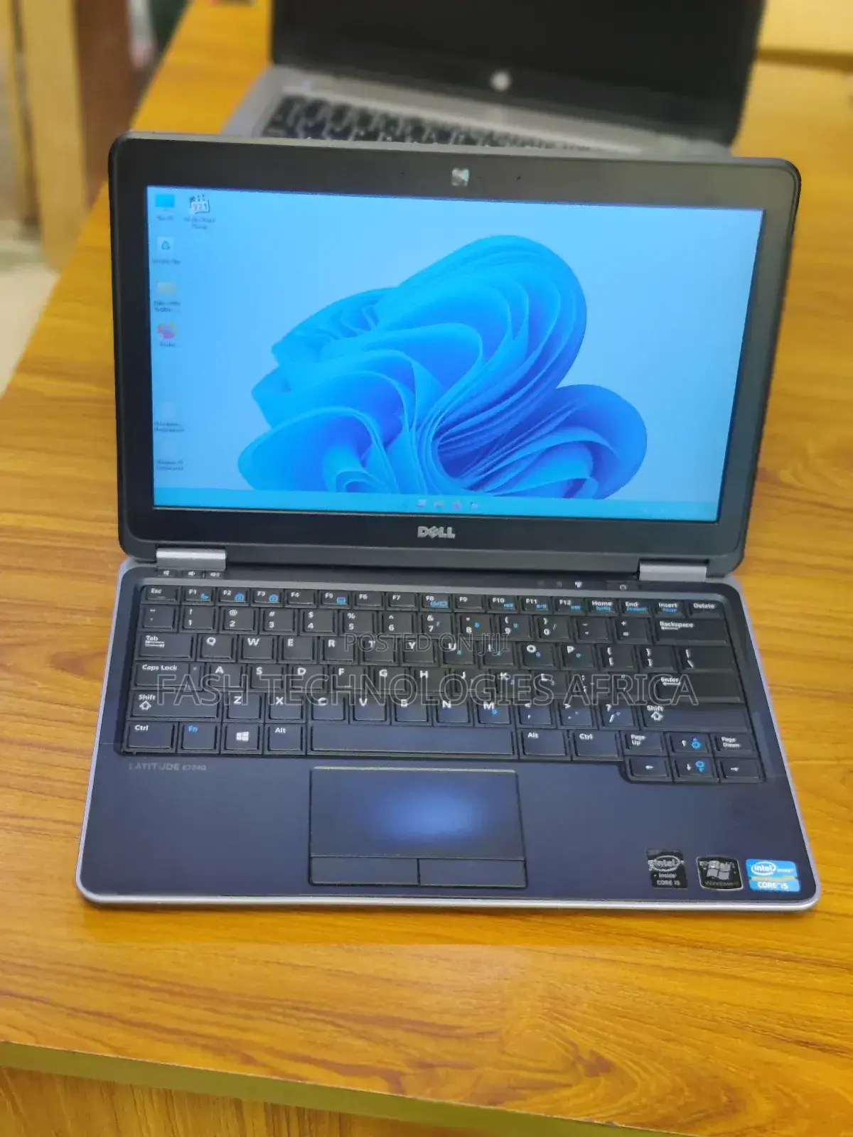 New Laptop Dell Latitude E7240 8GB Intel Core I5 SSD 128GB