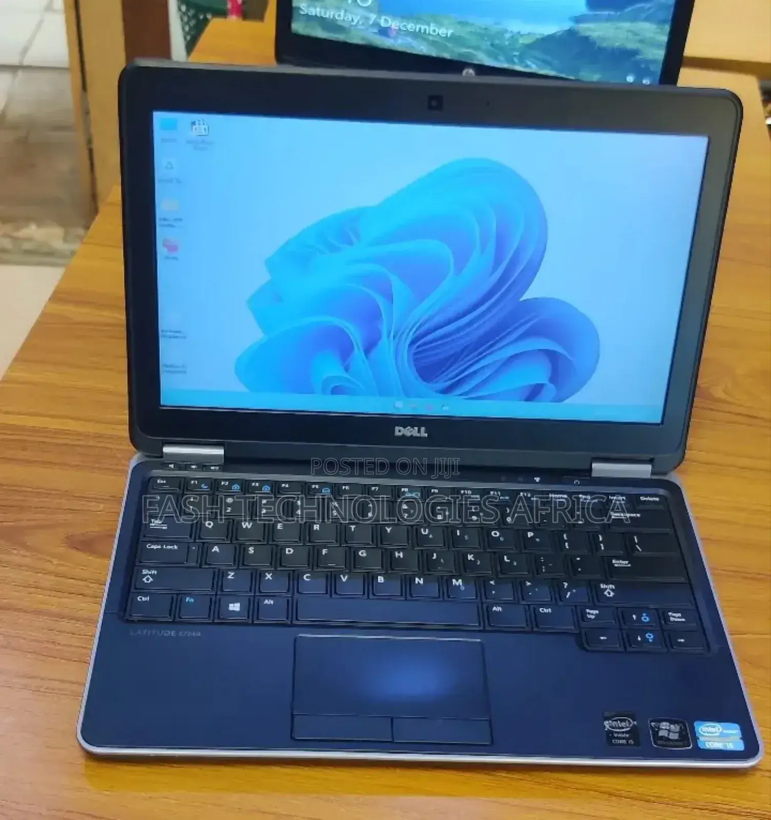 New Laptop Dell Latitude E7240 8GB Intel Core I5 SSD 128GB