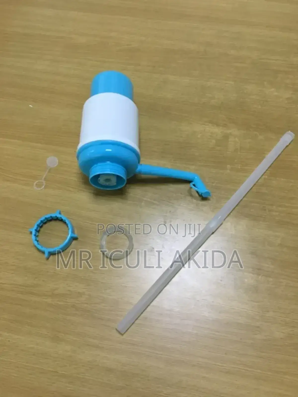 Plastic Hand Pressure Manual Water Bottle Pump Dispenser