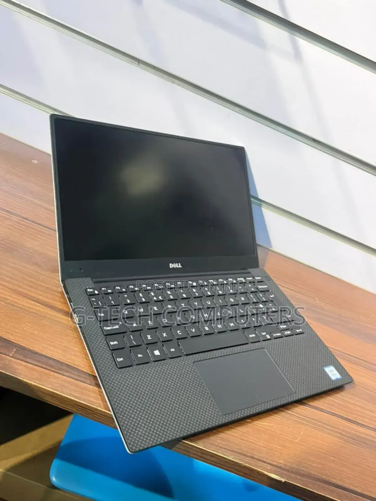 New Laptop Dell XPS 13 9360 16GB Intel Core I7 SSD 256GB