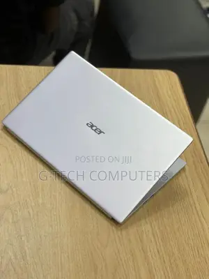 New Laptop Acer Swift 7 16GB Intel Core I5 SSD 256GB