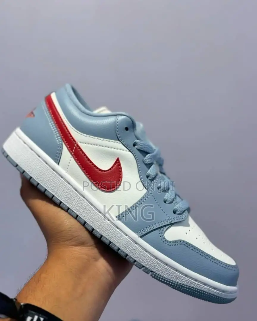 Gentle Air Jordan 1 Low Blue Whisper