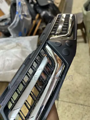 Mitsubishi L200 2014 - 2015 Grille