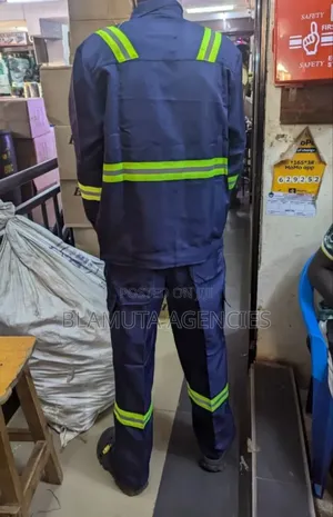 Two Piece Work Wear With Reflectors