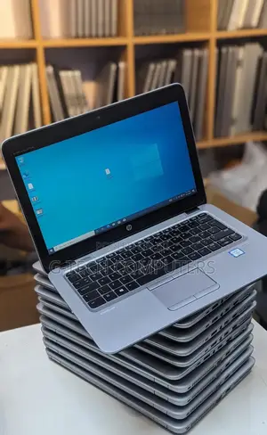 New Laptop HP EliteBook 820 G3 8GB Intel Core I5 HDD 500GB