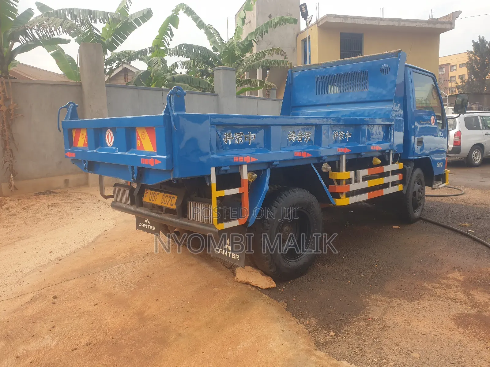 Tipper Mitsubishi Canter