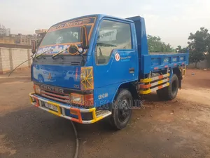 Tipper Mitsubishi Canter