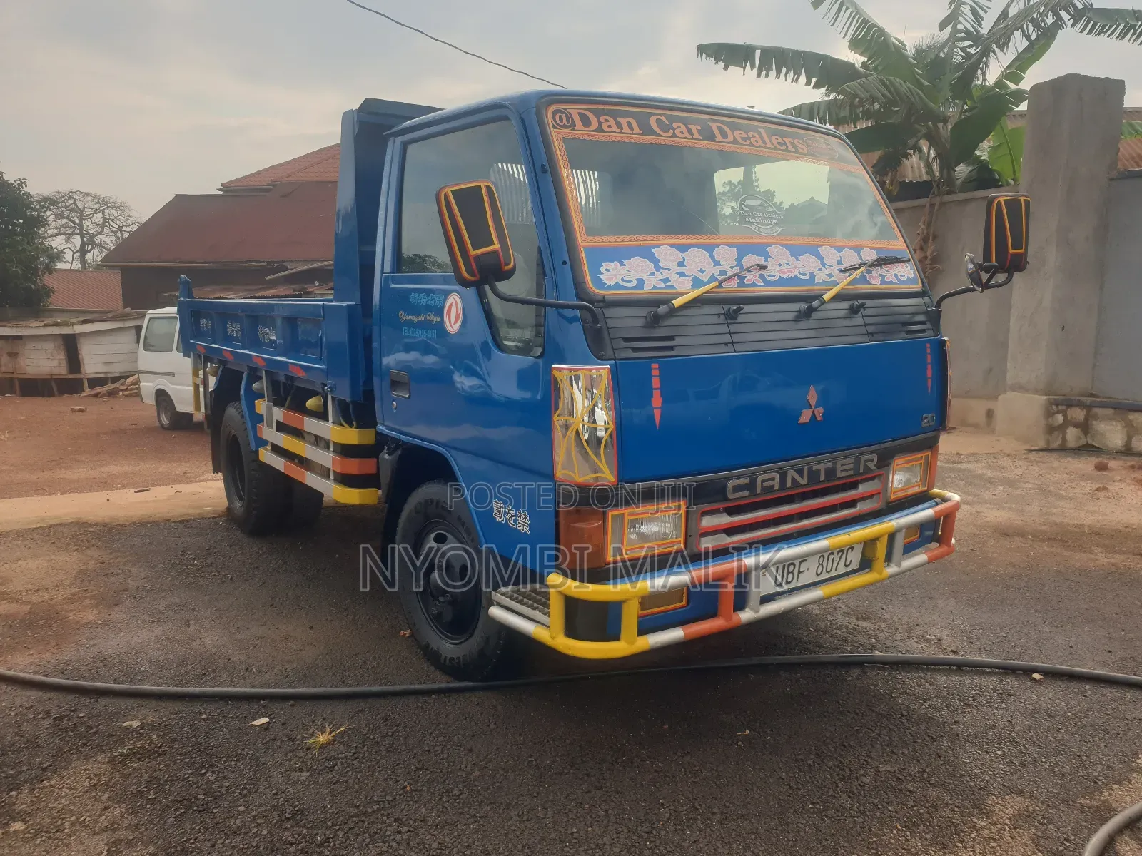 Tipper Mitsubishi Canter