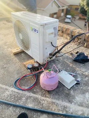 Air Conditioner Gas Refills and Repair Services