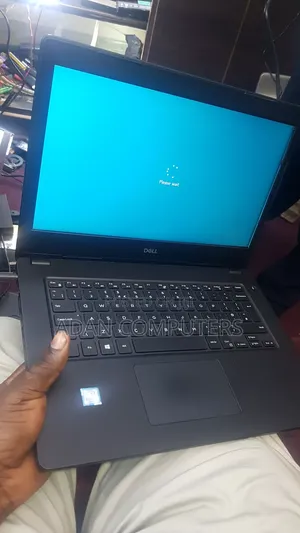 Laptop Dell Latitude 3480 4GB Intel Core I5 HDD+SSD 500GB