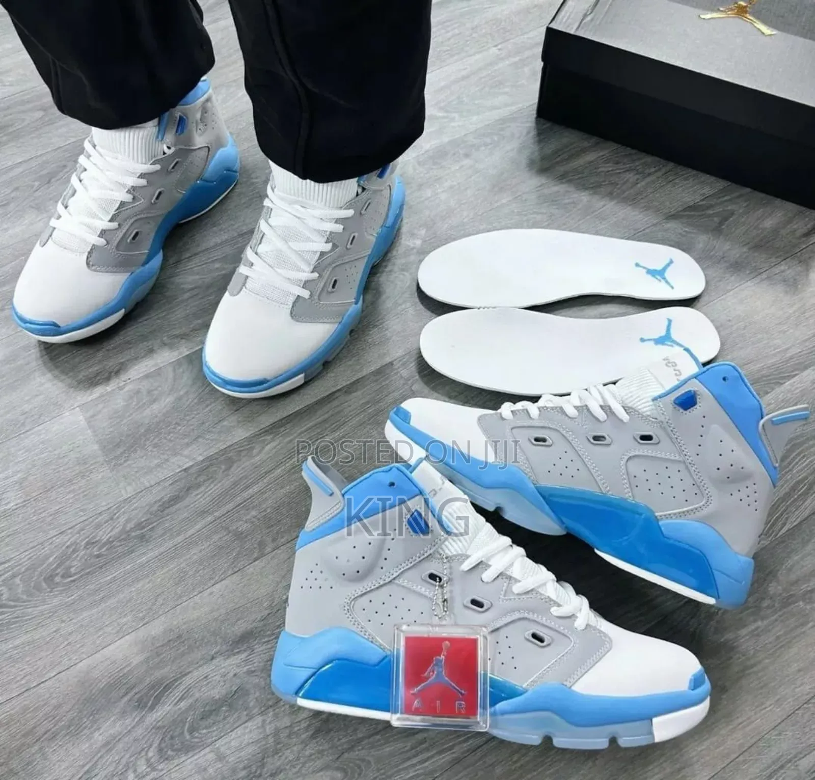 Air Jordan 6 Retro Carhartt White University Blue Cozy