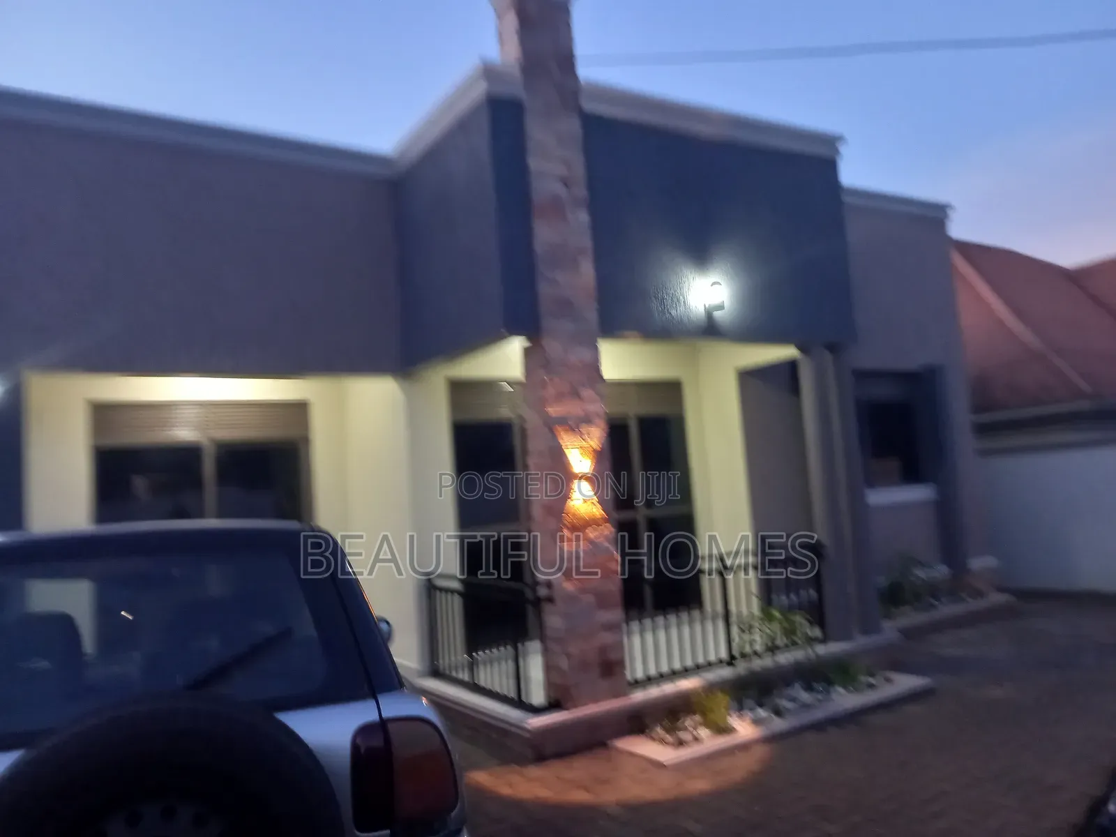 Furnished 4bdrm Bungalow in Kira for sale