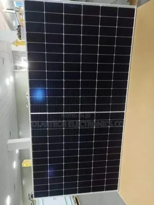 550W Mono Crystalline Solar Panels Pos