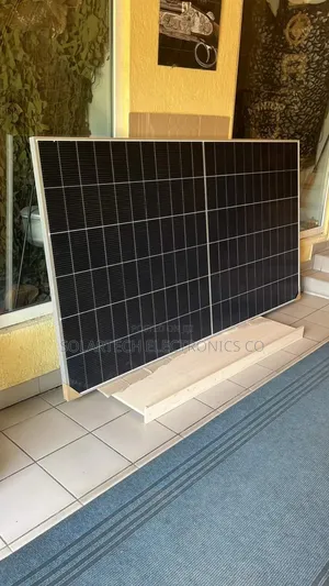 550W Mono Crystalline Solar Panels Cur