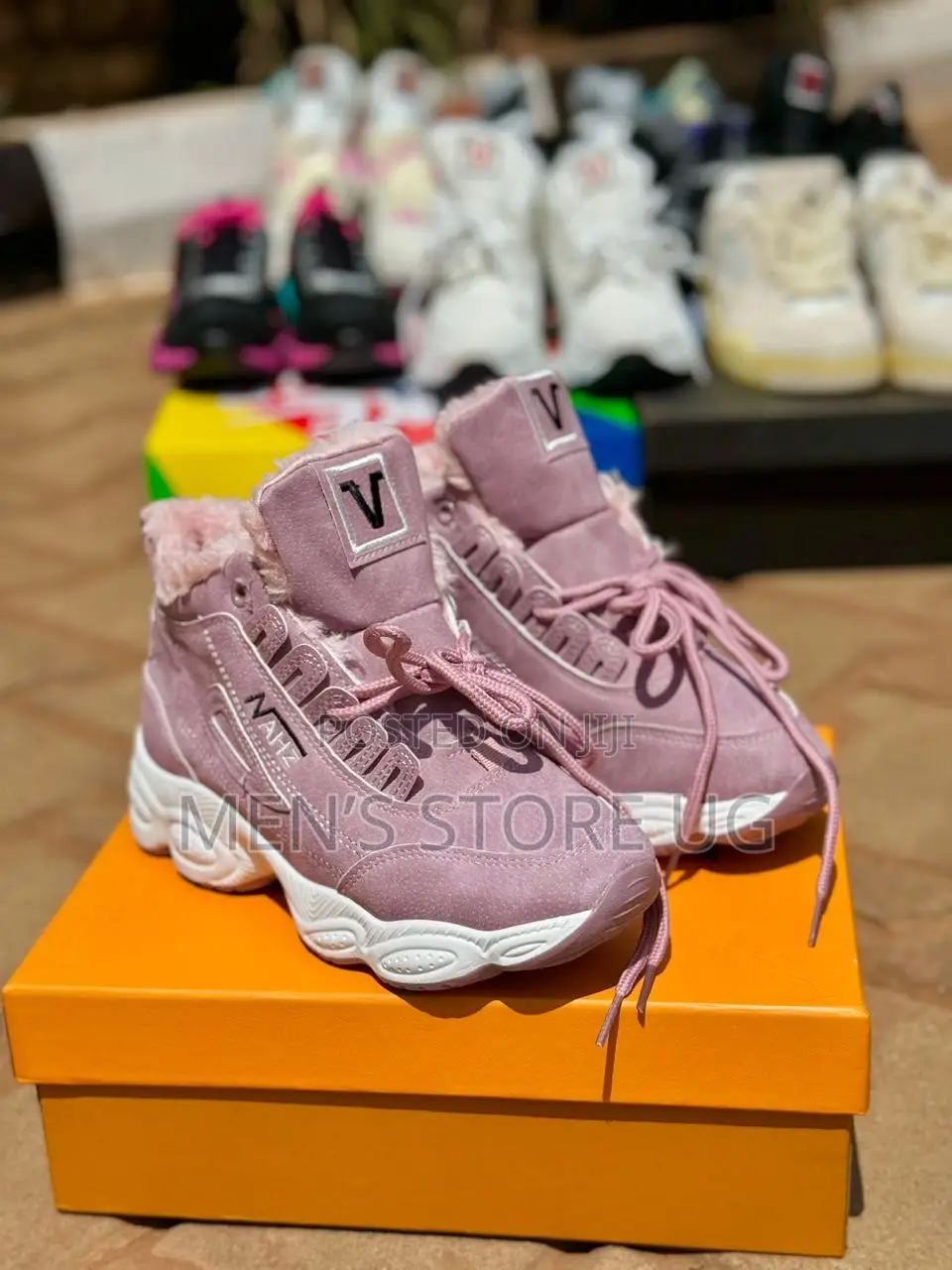 Ladies Fashion Sneakers